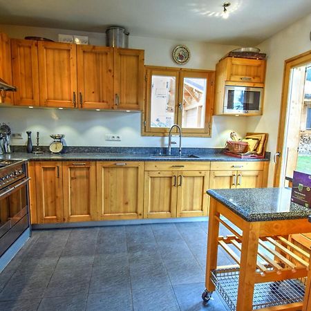 Chalet De Luxe Avec Cheminee, Terrasse, Garage A Morzine - Fr-1-524-14 Exteriör bild