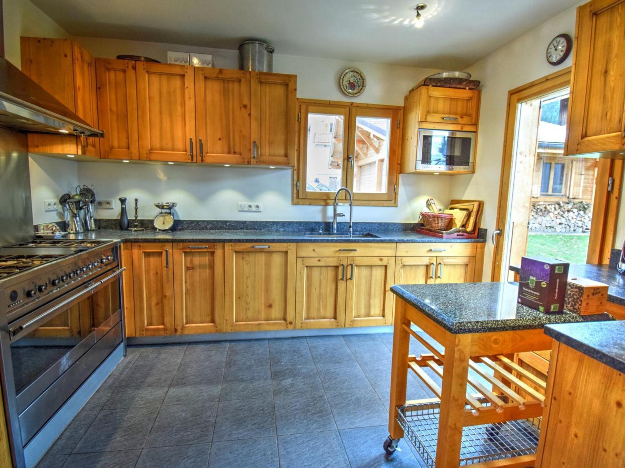 Chalet De Luxe Avec Cheminee, Terrasse, Garage A Morzine - Fr-1-524-14 Exteriör bild